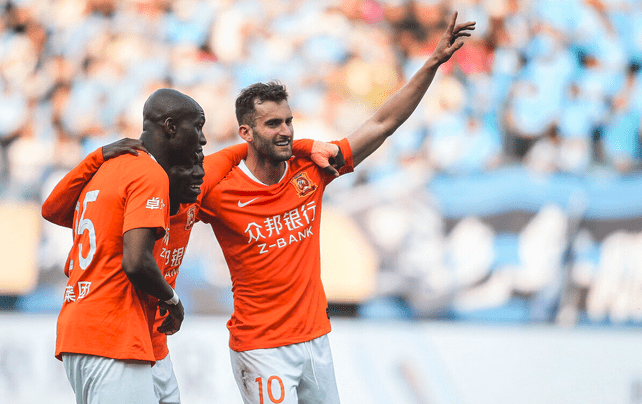 关于安卡拉罗杰兰欲效仿巴列卡诺登陆欧洲豪门的信息