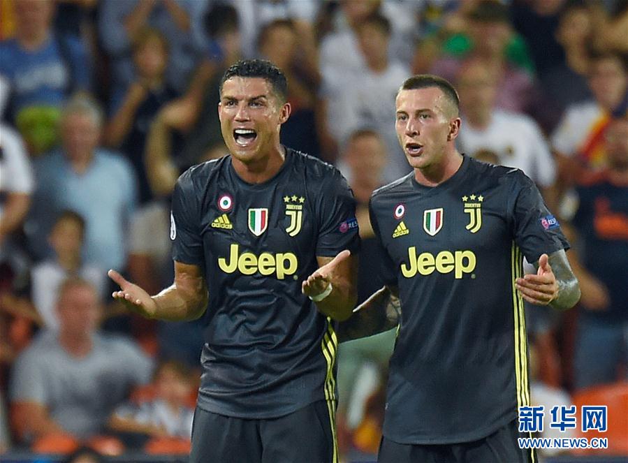 红牌停赛！尤文图斯球员因激烈抗议遭罚的简单介绍